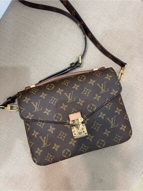 Louis Vuitton Brown Monogram Pochette Metis